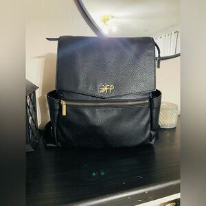 Freshly Picked Mini Classic Dipper bag